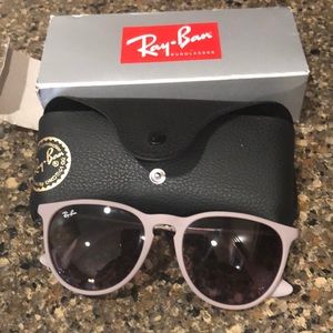 Women’s Ray Ban sunglasses